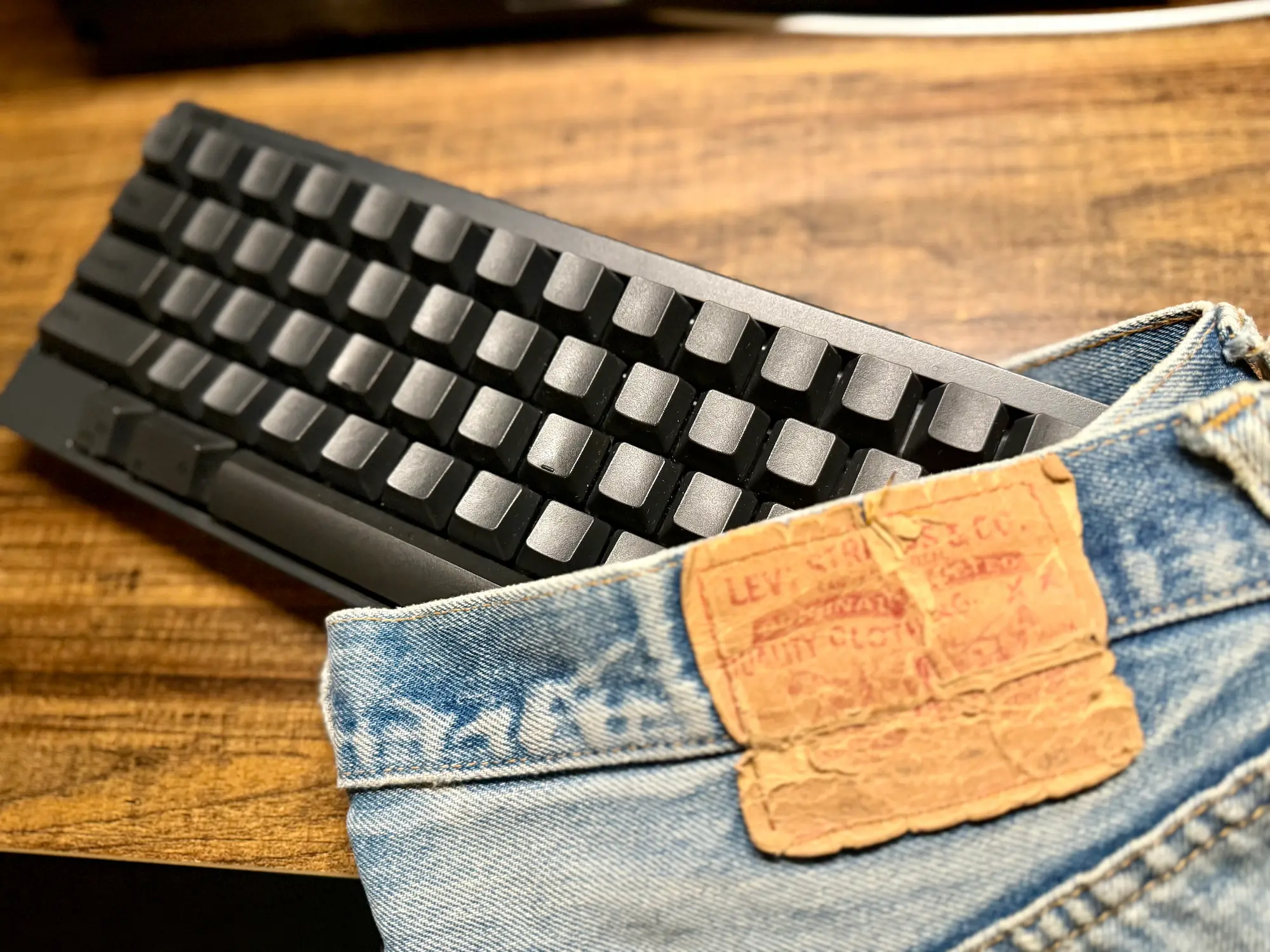 HHKBはリーバイス501みたいな存在。僕のデスク環境と“自分に合う道具”の話