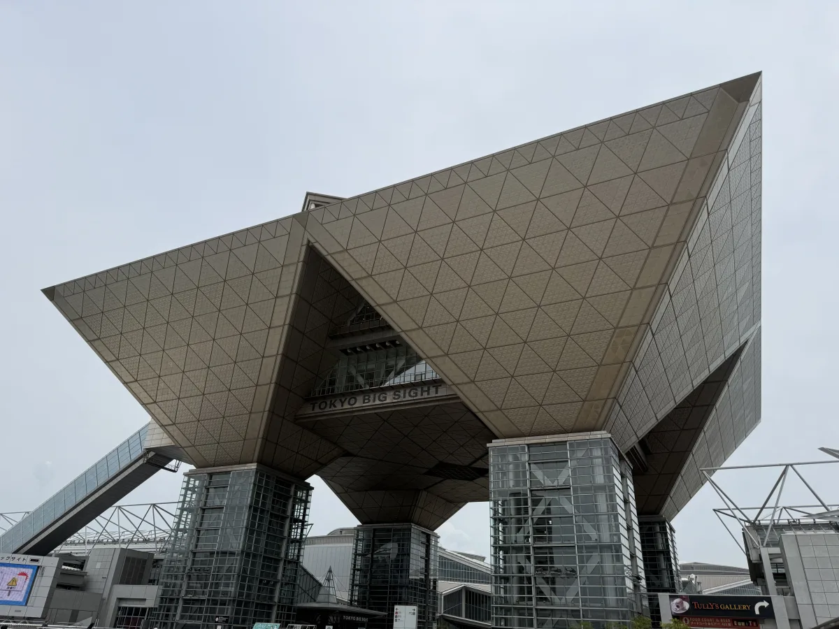 古着フェスの会場となった東京ビッグサイトの外観